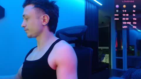 Alex Nash online show from October 2025 02:01:02 AM