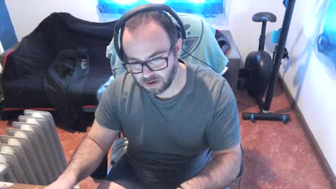 ravingr3d3 online show from February 2025 12:16:01 PM