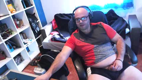 ravingr3d3 online show from February 2025 03:19:02 PM