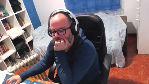 ravingr3d3 online show from February 2026 09:02:02 AM