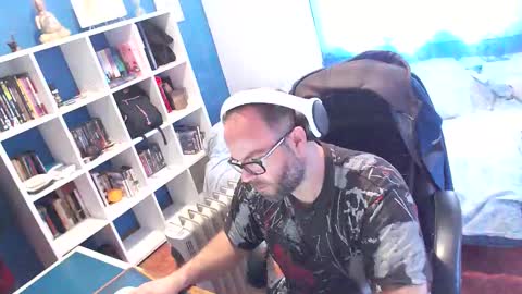 ravingr3d3 online show from February 2026 11:51:01 AM