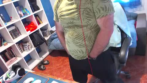 ravingr3d3 online show from May 2026 08:32:02 AM
