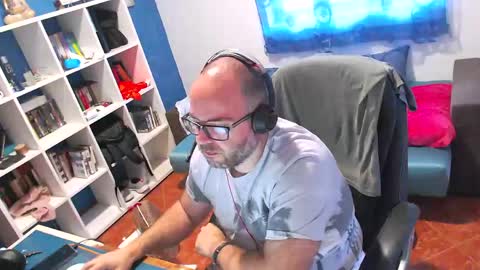 ravingr3d3 online show from June 2026 08:06:01 AM