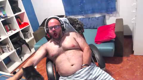 ravingr3d3 online show from June 2026 10:08:02 PM