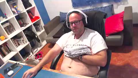 ravingr3d3 online show from June 2026 11:09:02 PM