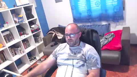 ravingr3d3 online show from June 2026 03:05:01 PM