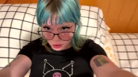 Snapshot of ravyn_xoxo chatting on September 2025 06:40:01 PM Ravynn 3 online show from September 2025 06:40:01 PM