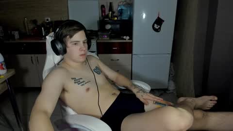 Snapshot of ray_hill chatting on December 2024 08:18:01 AM Ray online show from December 2024 08:18:01 AM