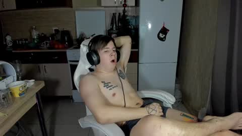 Snapshot of ray_hill chatting on January 2025 07:50:02 PM Ray online show from January 2025 07:50:02 PM