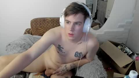 Snapshot of ray_hill chatting on November 2025 10:41:02 PM Ray online show from November 2025 10:41:02 PM