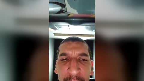 rayannn90 online show from August 2026 10:41:02 PM