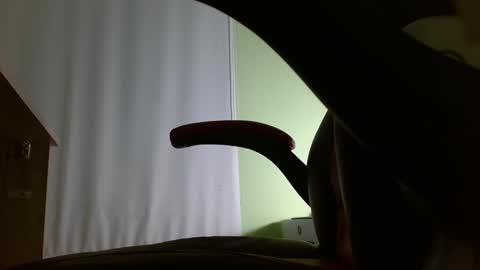 Snapshot of raycatt chatting on December 2024 10:37:01 PM Ray online show from December 2024 10:37:01 PM