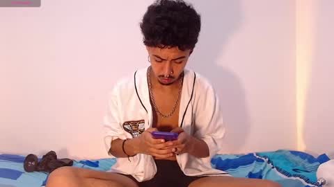 Snapshot of raydevil_ chatting on January 2025 02:51:02 AM Rayn online show from January 2025 02:51:02 AM