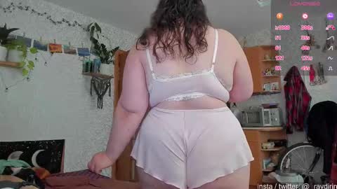 Ray online show from October 2025 01:09:01 PM