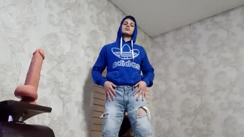 Snapshot of raymartino chatting on February 2025 02:59:02 PM RayMartino online show from February 2025 02:59:02 PM