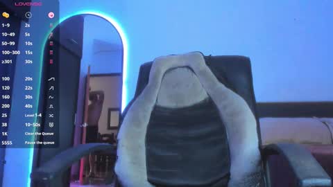 Snapshot of raymond_baker chatting on September 2025 06:09:02 PM Felipe independent model online show from September 2025 06:09:02 PM