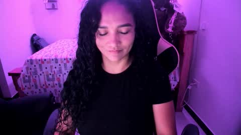 Danna online show from November 2025 07:26:02 PM