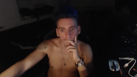 Snapshot of rayzel31 chatting on November 2025 11:59:01 PM Rayzel online show from November 2025 11:59:01 PM