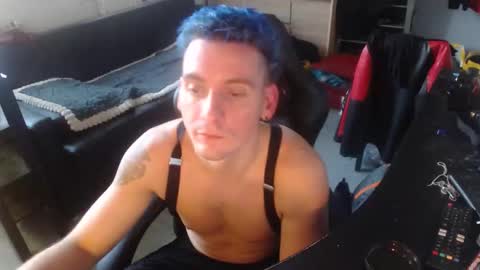 Snapshot of rayzel31 chatting on November 2025 02:59:02 PM Rayzel online show from November 2025 02:59:02 PM