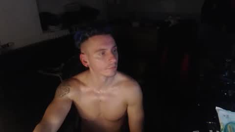 Snapshot of rayzel31 chatting on November 2025 10:41:02 PM Rayzel online show from November 2025 10:41:02 PM