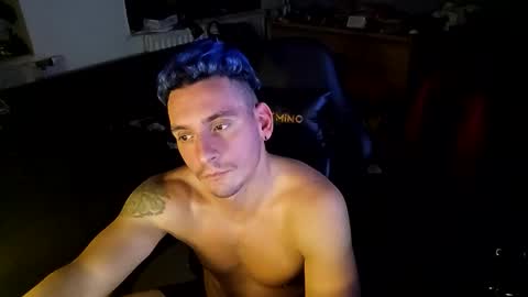 Snapshot of rayzel31 chatting on November 2025 10:15:02 PM Rayzel online show from November 2025 10:15:02 PM