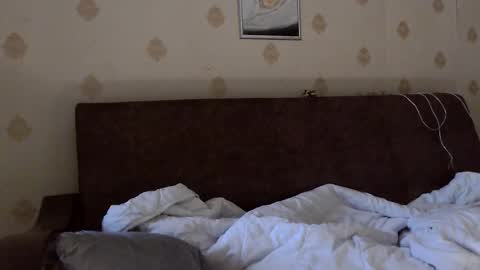  Yrriel Strife Candy-Demon Caveboy mr. Cringe   online show from October 2025 05:36:02 AM