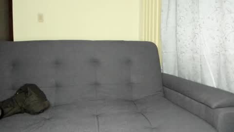 Raziel online show from December 2025 04:39:02 AM