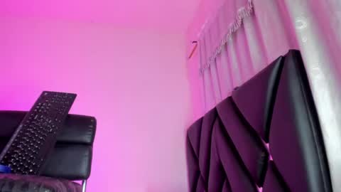 real_sweetbrina online show from April 2026 01:42:02 PM