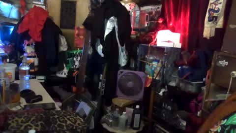 reallyredrum69th online show from December 2025 02:41:02 AM