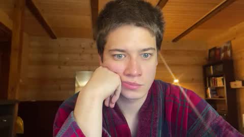 AliceEve online show from October 2025 07:03:01 PM