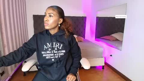 Snapshot of rebeca_cortez1 chatting on February 2025 04:25:01 AM I invite you to my birthday on November 3th online show from February 2025 04:25:01 AM