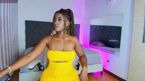 Snapshot of rebeca_cortez1 chatting on February 2025 03:48:01 AM I invite you to my birthday on November 3th online show from February 2025 03:48:01 AM