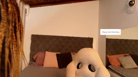 Snapshot of rebeca_cortez1 chatting on March 2025 03:32:01 AM I invite you to my birthday on November 3th online show from March 2025 03:32:01 AM