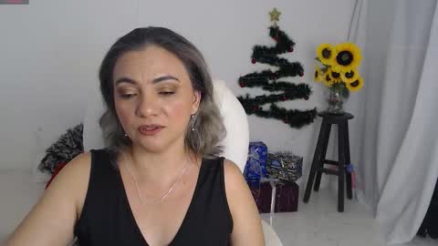 REBECA online show from December 2025 12:33:02 PM