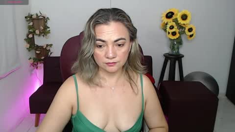REBECA online show from April 2026 01:52:02 PM