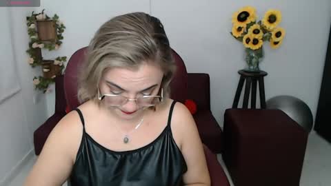 REBECA online show from May 2026 01:59:01 PM
