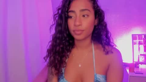 Snapshot of rebecaharrison111 chatting on December 2024 11:36:02 PM Rebeca online show from December 2024 11:36:02 PM