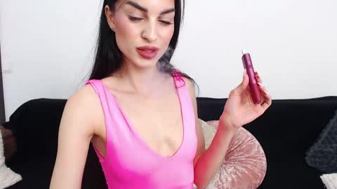rebecamur online show from May 2026 12:57:02 PM