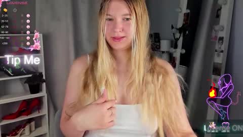 Snapshot of rebecca_____ chatting on September 2025 01:55:02 AM rebecca_____ online show from September 2025 01:55:02 AM