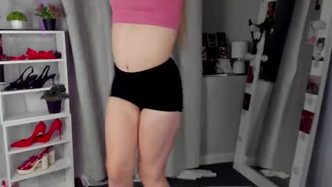 Snapshot of rebecca_____ chatting on October 2025 01:47:01 AM rebecca_____ online show from October 2025 01:47:01 AM