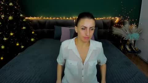 Snapshot of rebecca_diamonds chatting on January 2025 12:53:02 PM rebecca_diamonds online show from January 2025 12:53:02 PM