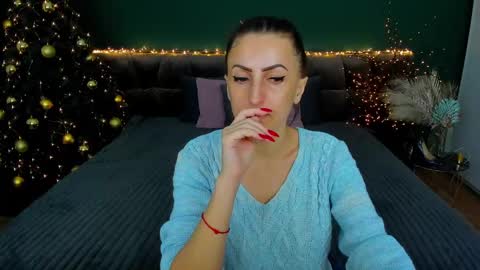Snapshot of rebecca_diamonds chatting on January 2025 06:47:02 AM rebecca_diamonds online show from January 2025 06:47:02 AM