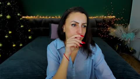 Snapshot of rebecca_diamonds chatting on January 2025 12:47:02 PM rebecca_diamonds online show from January 2025 12:47:02 PM