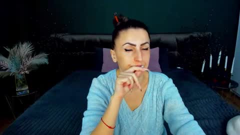 Snapshot of rebecca_diamonds chatting on February 2026 06:29:02 AM rebecca_diamonds online show from February 2026 06:29:02 AM