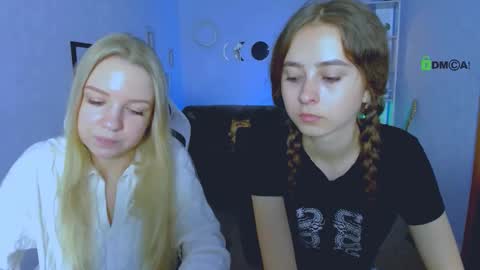 Snapshot of rebecca_smile_ chatting on October 2025 12:25:02 PM rebecca_smile_ online show from October 2025 12:25:02 PM