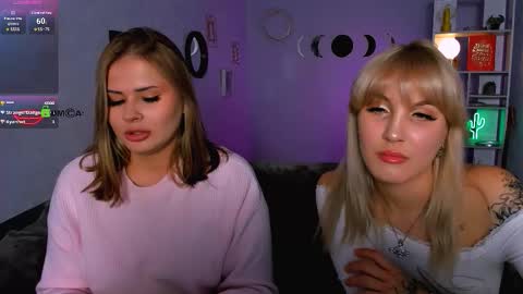 Snapshot of rebecca_smile_ chatting on October 2025 07:33:02 PM rebecca_smile_ online show from October 2025 07:33:02 PM