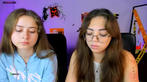 Snapshot of rebecca_smile_ chatting on October 2025 05:52:01 AM rebecca_smile_ online show from October 2025 05:52:01 AM