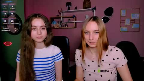 Snapshot of rebecca_smile_ chatting on November 2025 08:43:01 PM rebecca_smile_ online show from November 2025 08:43:01 PM