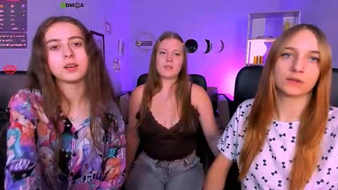 Snapshot of rebecca_smile_ chatting on December 2025 01:20:01 PM rebecca_smile_ online show from December 2025 01:20:01 PM