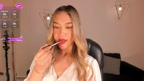 Snapshot of rebeccahudson_ chatting on February 2026 07:20:01 PM Rebe online show from February 2026 07:20:01 PM